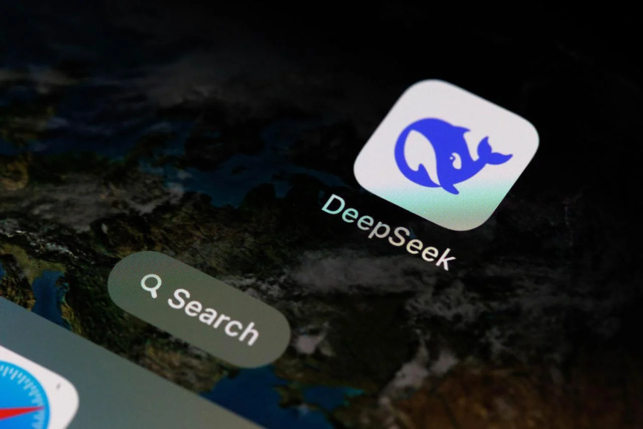 DeepSeek: Como a IA chinesa está redefinindo o jogo no Vale do Silício